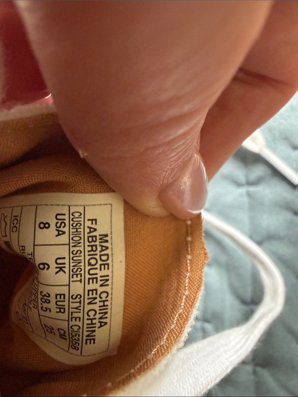 Reef White Canvas Espadrille-Style Lace Sneakers with Tan Heel - Picture 4 of 4